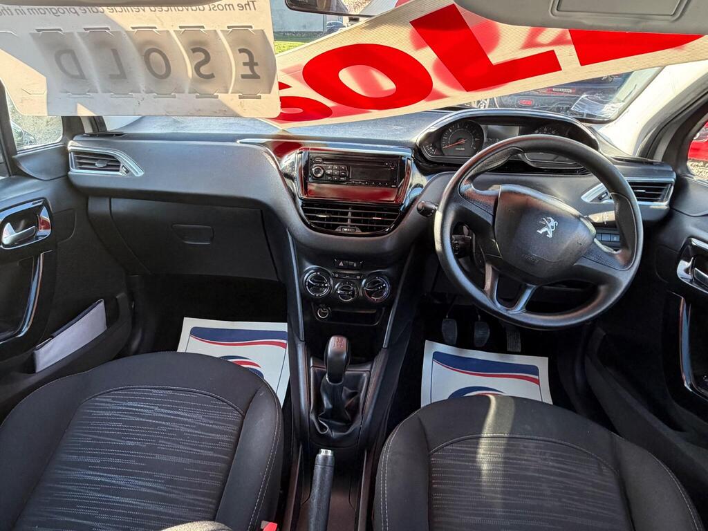 Peugeot 208 Access Plus 1.0 – 2013