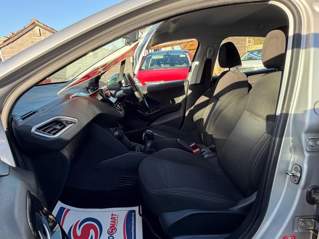 Peugeot 208 Access Plus 1.0 – 2013