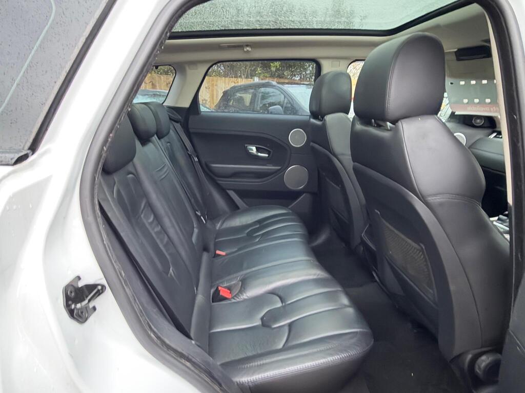 Range Rover Evoque Pure TD4 2.2 Manual