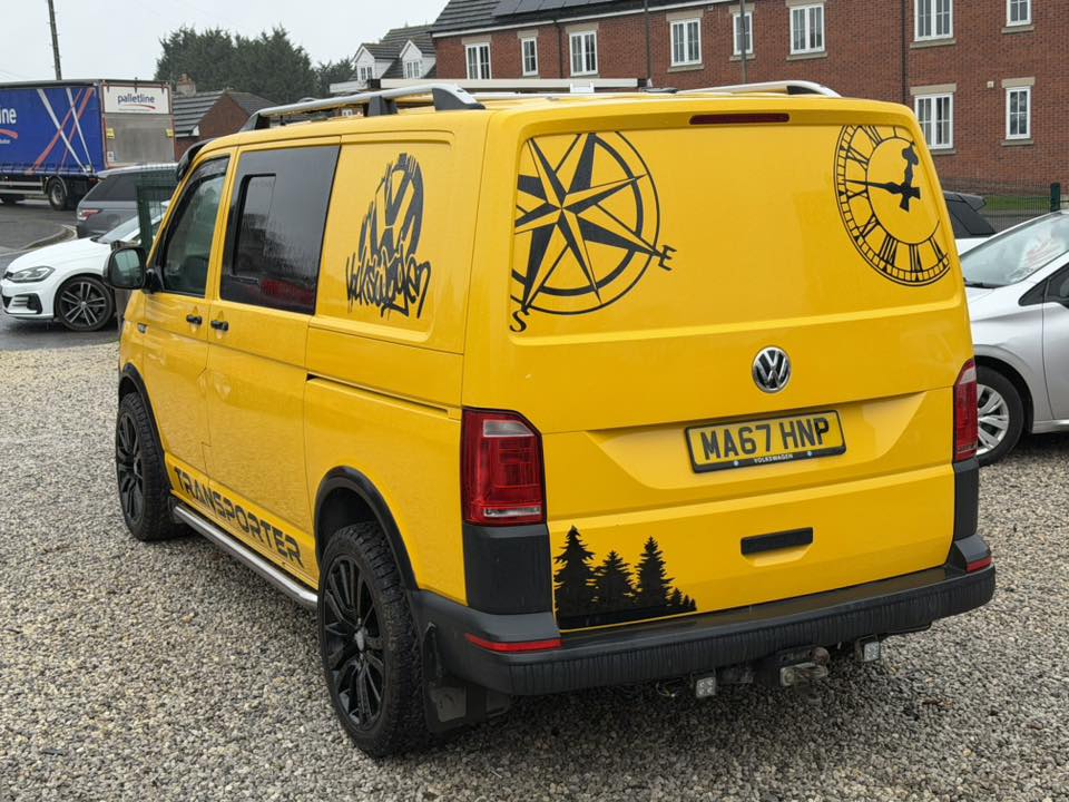 VW Transporter T6 Camper Van – 2016 – 2 Berth