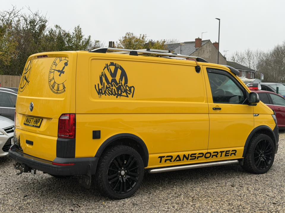 VW Transporter T6 Camper Van – 2016 – 2 Berth