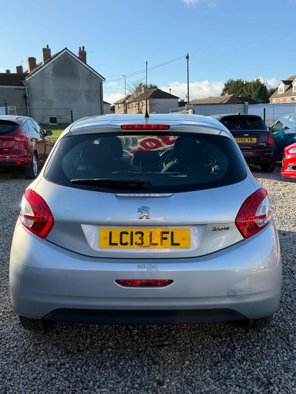 Peugeot 208 Access Plus 1.0 – 2013