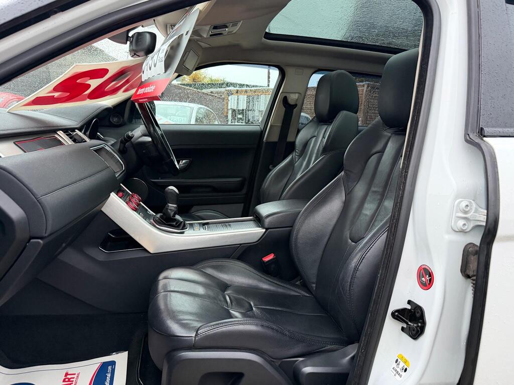 Range Rover Evoque Pure TD4 2.2 Manual