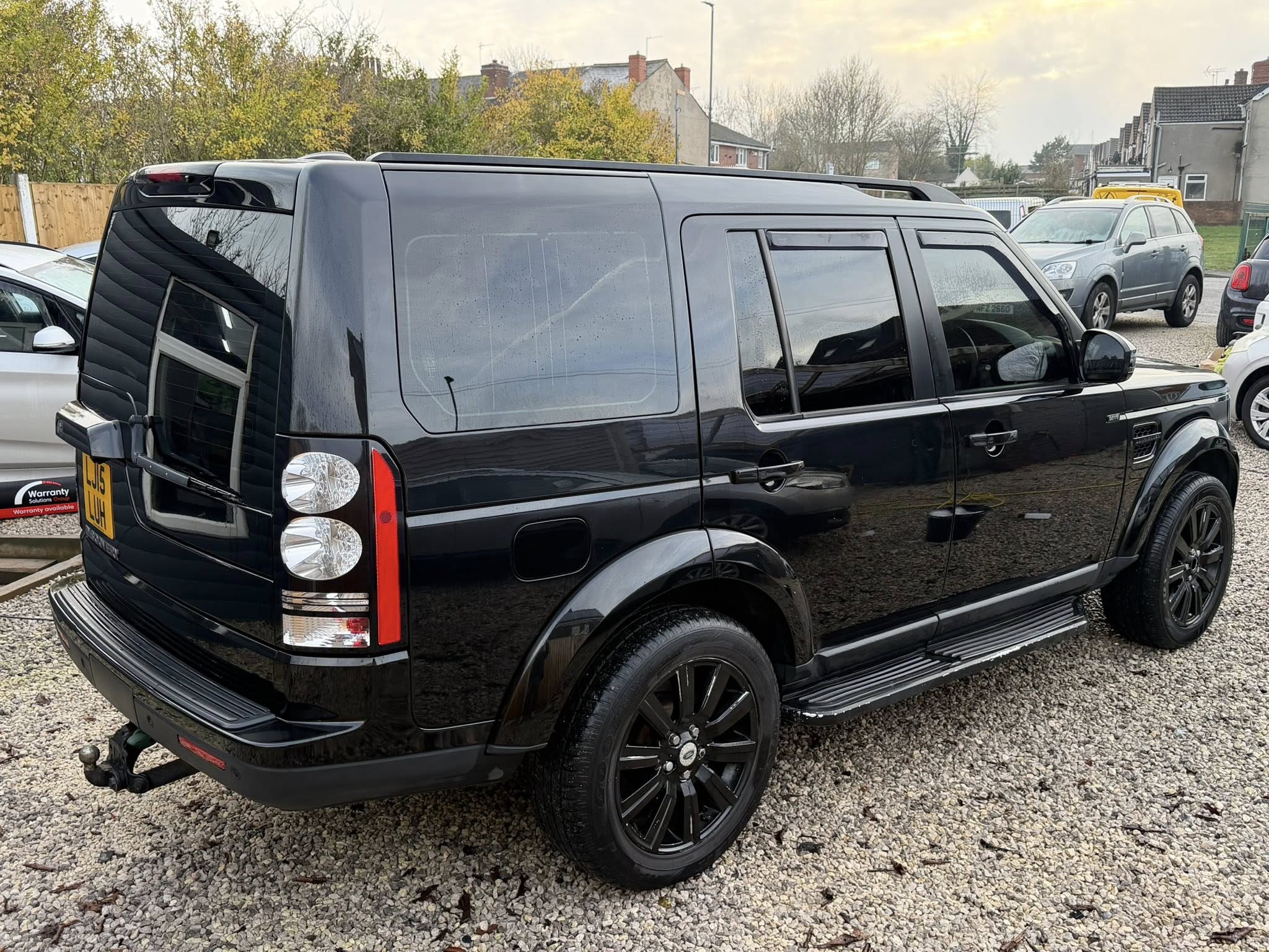 Land Rover Discovery 4 3.0 SDV6 Auto – 7 Seater – 2015
